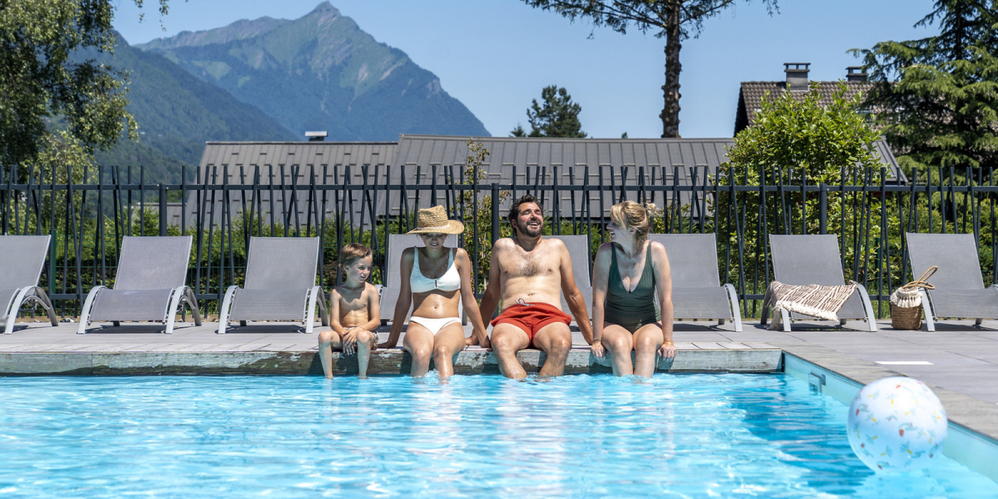 La montagne les pieds dans l'eau